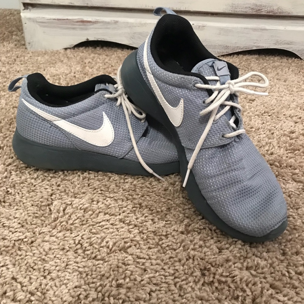 Nike Roshe Runs